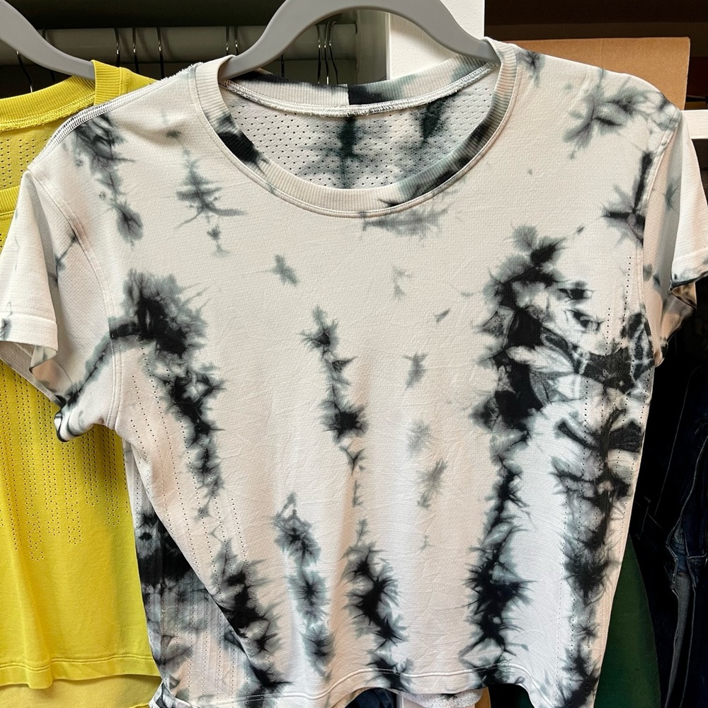 Lululemon Size 6, Excellent Used Condition. 4 shirts total. Will not separate.